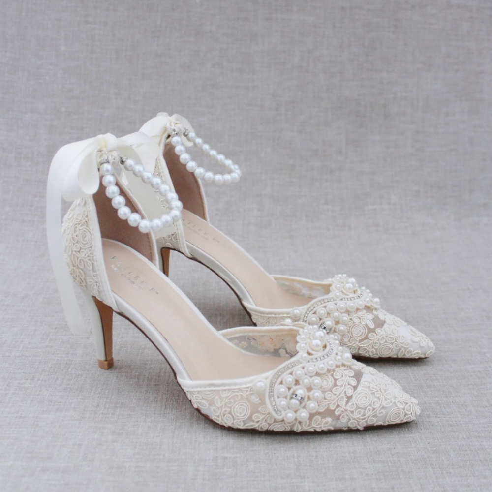 Ivory Crochet Lace Pointy toe HEELS with Small Pearl Applique size 8